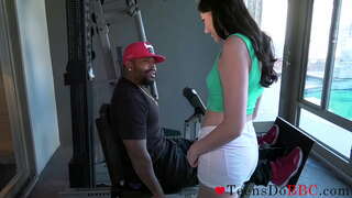 Teen zanakavavin&#039;ny anabaviko Fucks Dadatoa&amp;#039;s BBC