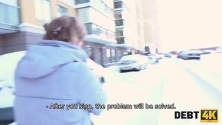 ДОЛГ4 мең Барменша Calibri Angel алмый, акча, әмма ул мөмкин файдаланырга үз бирүен үтенә һәм җенси чары